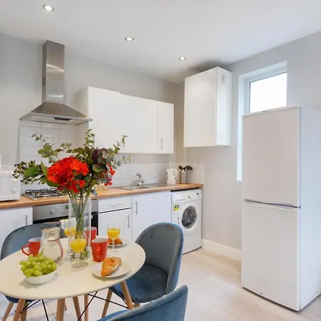 Coombe House Studio Appartamento